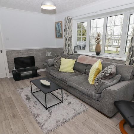 48 Gower Holiday Village Swansea Extérieur photo