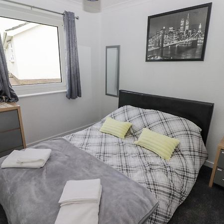 48 Gower Holiday Village Swansea Extérieur photo