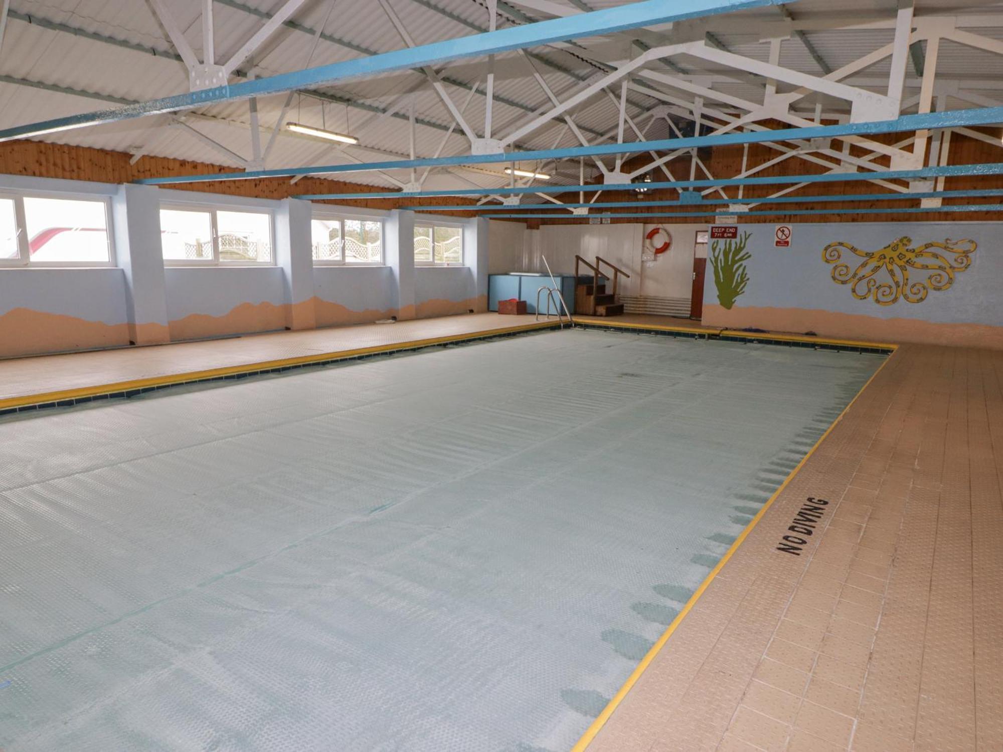 48 Gower Holiday Village Swansea Extérieur photo