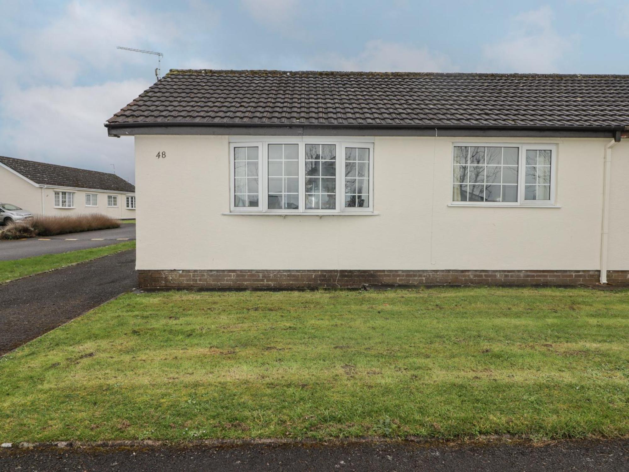 48 Gower Holiday Village Swansea Extérieur photo