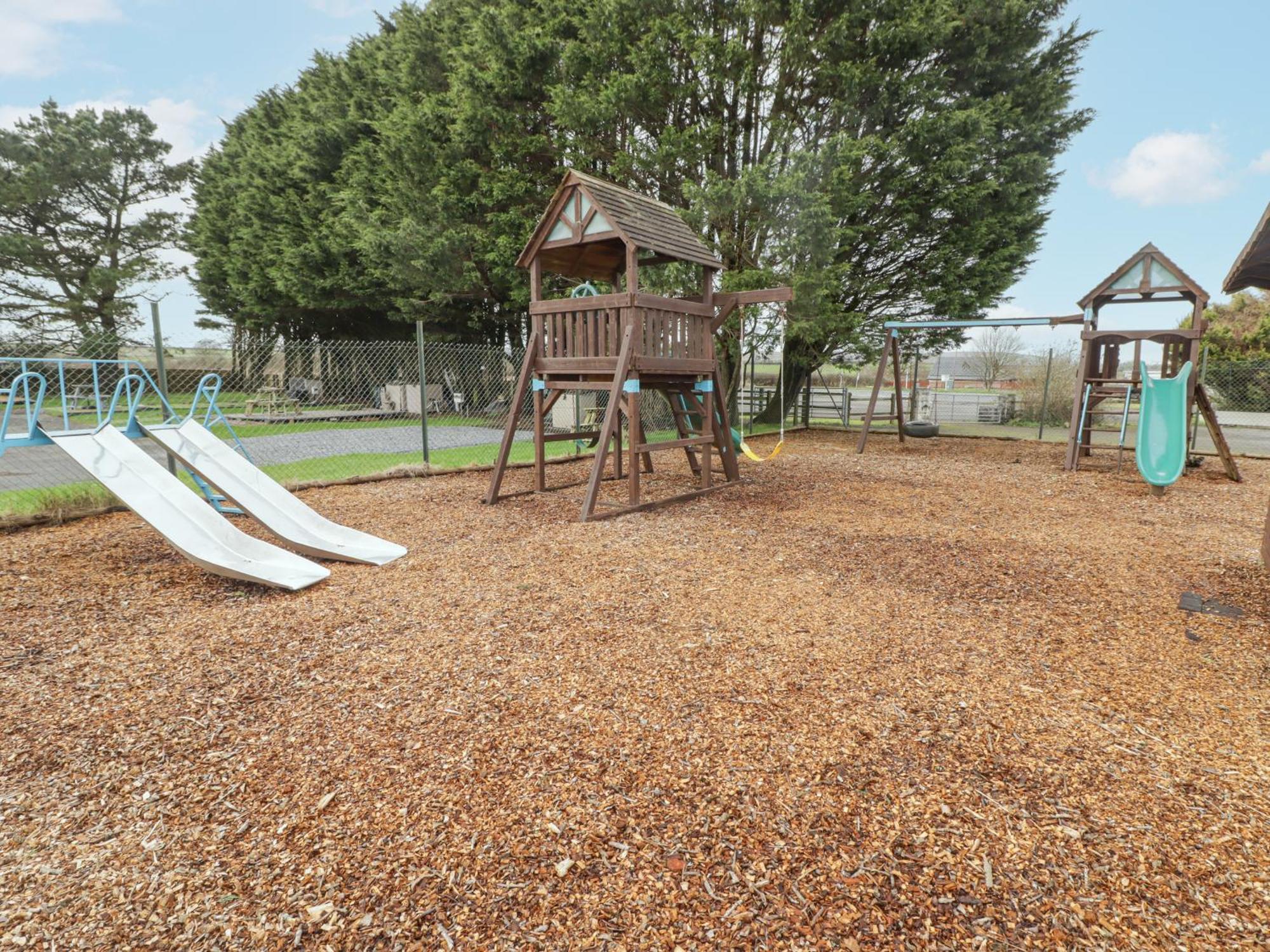 48 Gower Holiday Village Swansea Extérieur photo